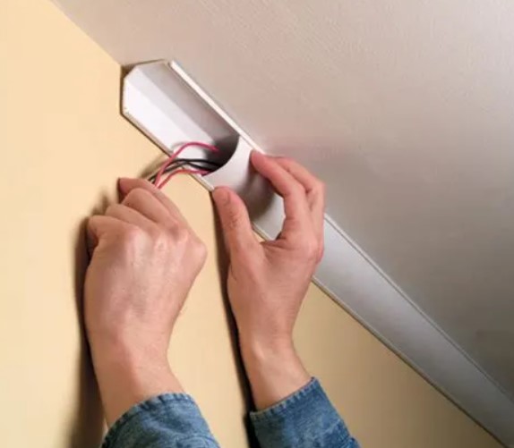 Instale canaletas para cables en su hogar